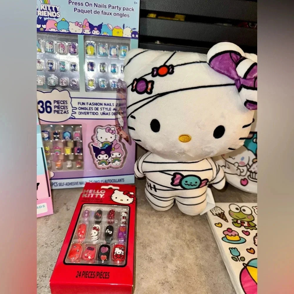 New Sanrio Hello Kitty and Friends Small Party Pack with Games And Activ… - Picture 4 of 5